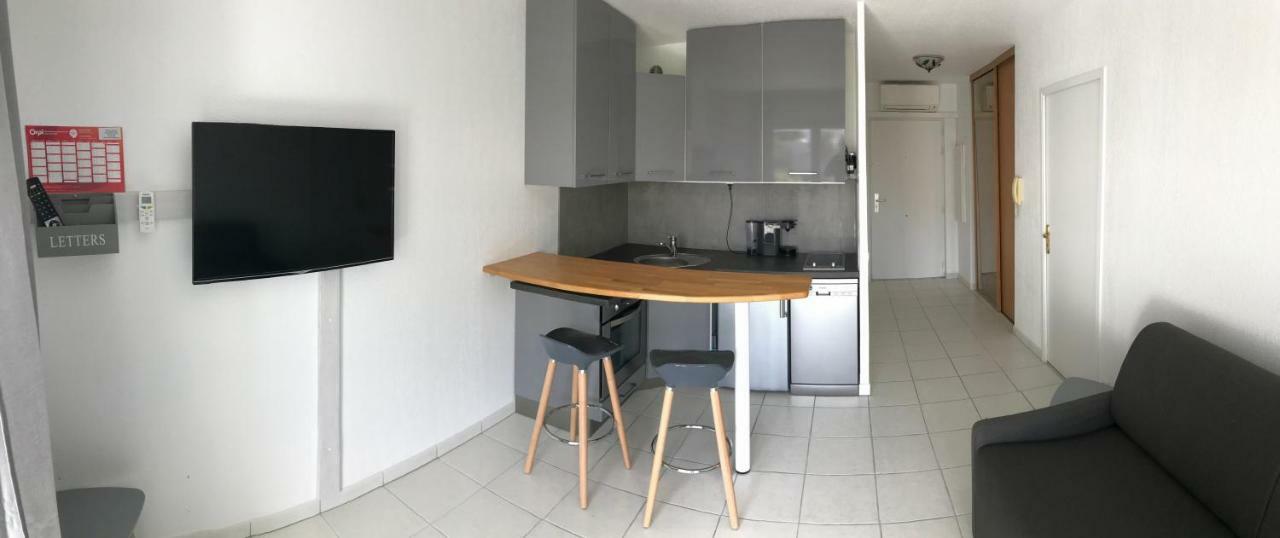Acquamarina Apartment วิลล์เนิฟ-ลูเบ ภายนอก รูปภาพ
