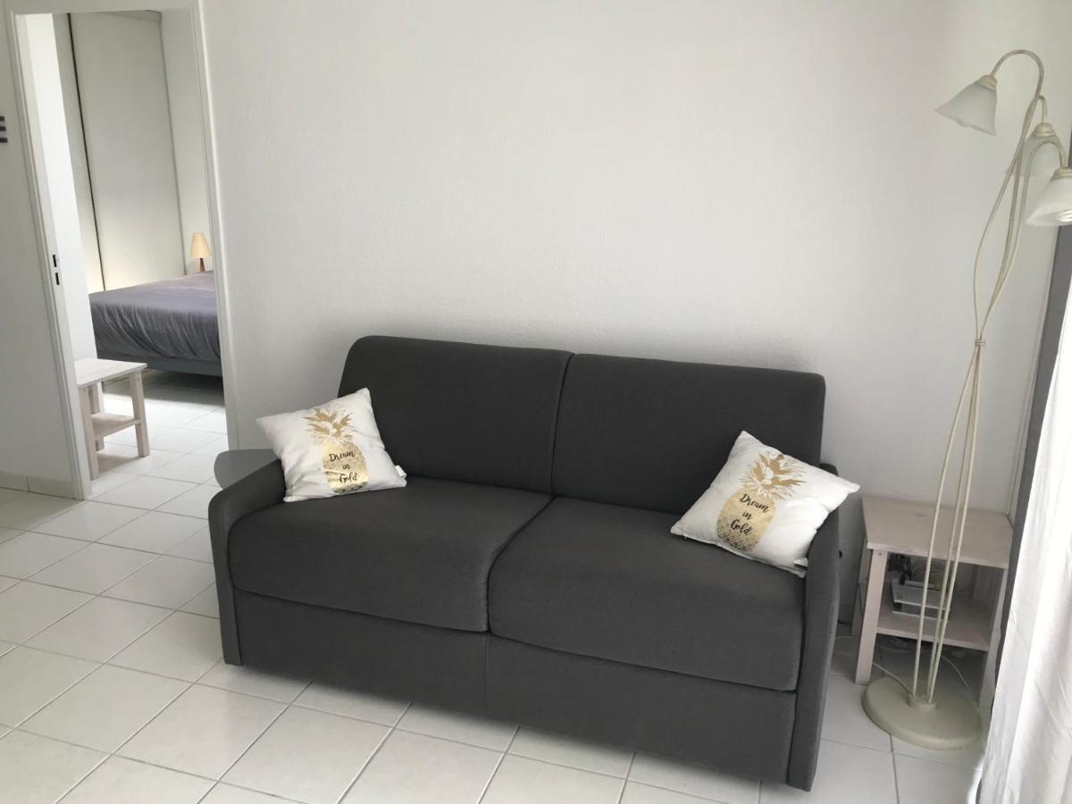 Acquamarina Apartment วิลล์เนิฟ-ลูเบ ภายนอก รูปภาพ
