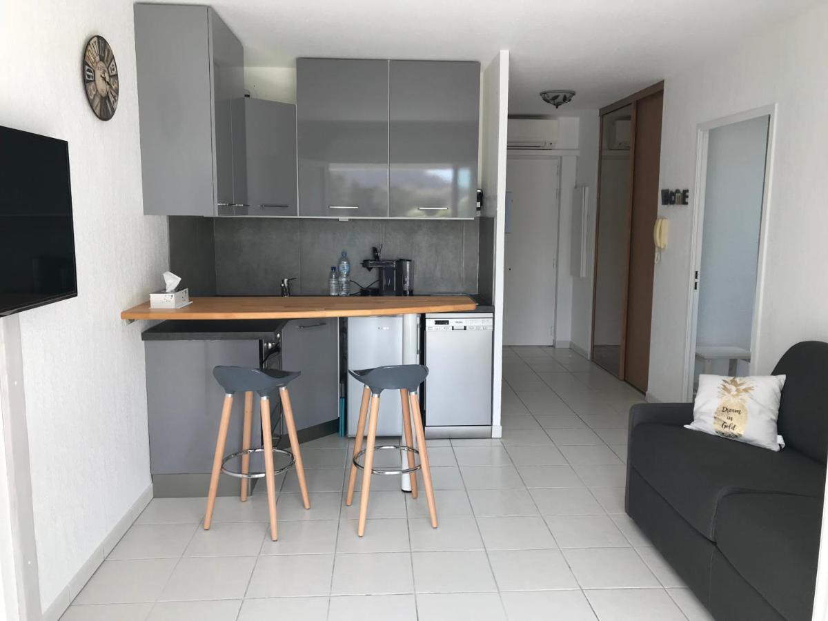 Acquamarina Apartment วิลล์เนิฟ-ลูเบ ภายนอก รูปภาพ